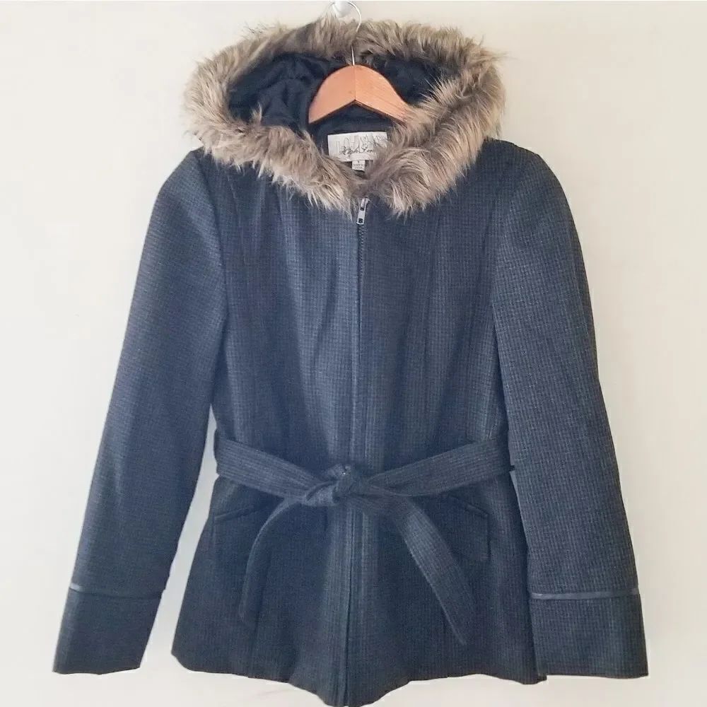 High Line hooded coat with faux fur trim belt